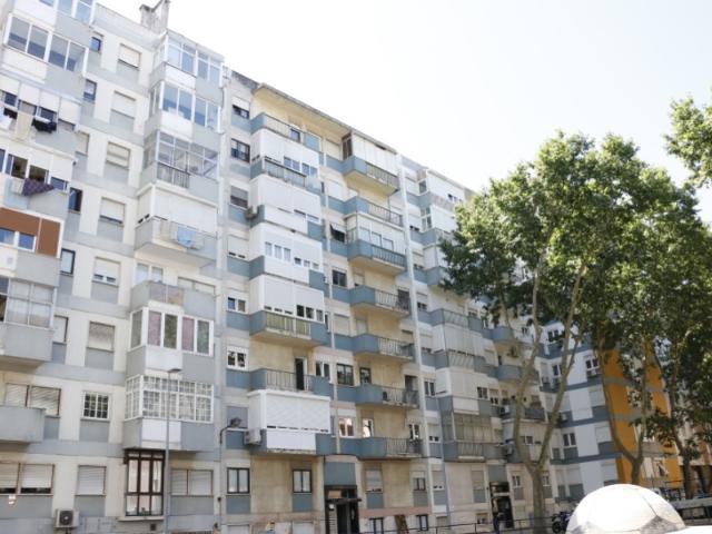 Excelente Apartamento T3 Totalmente Remodelado em Benfica