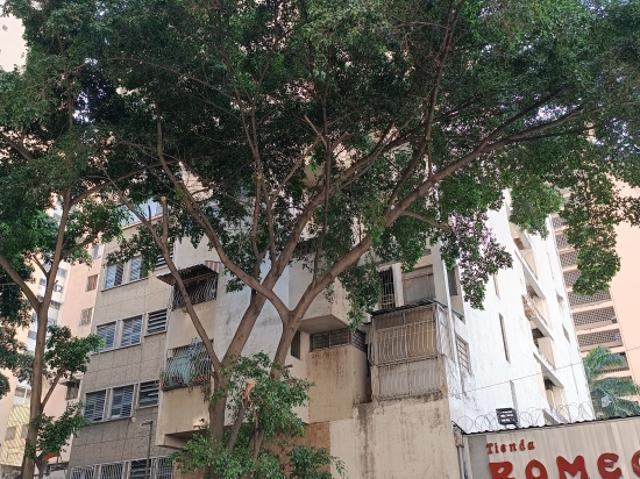 Excelente Apartamento, Ubicado cerca de la Plaza la Candelaria
