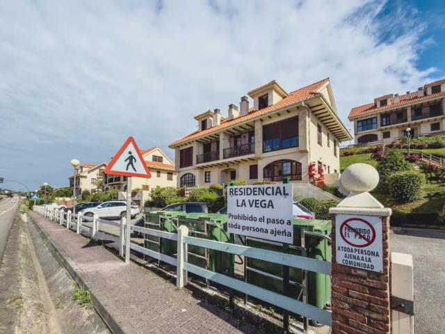 Excelente bajo con amplia terraza en Ruiloba, a un paso de Comillas y la playa