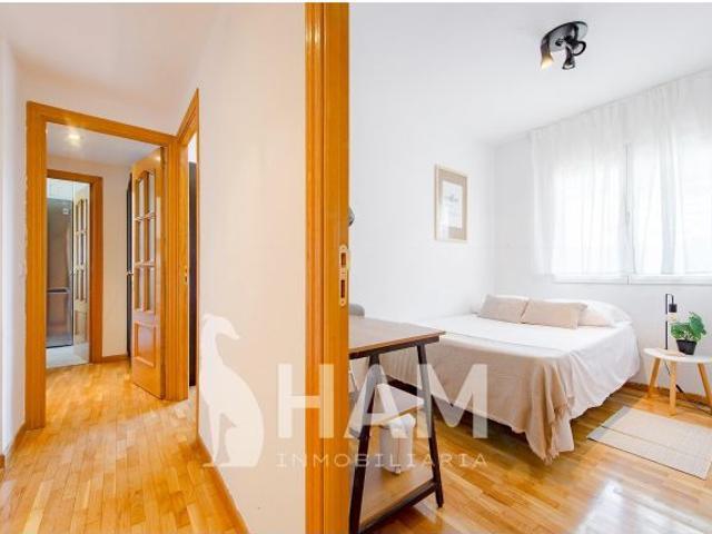 EXCELENTE HABITACION EN ESTRELLA