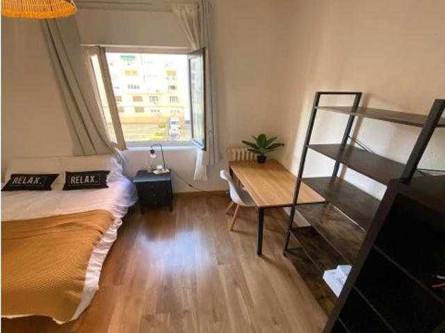 EXCELENTE HABITACION EN IBIZA