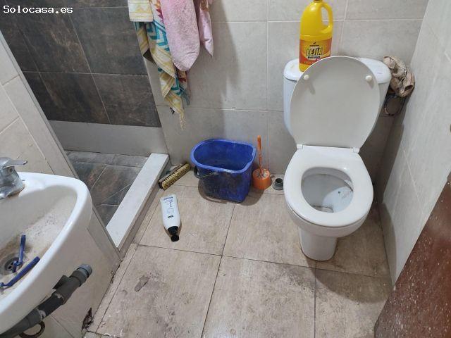 EXCELENTE OCASIÓN! LOCAL COMERCIAL CON MUCHAS POSIBILIDADES!