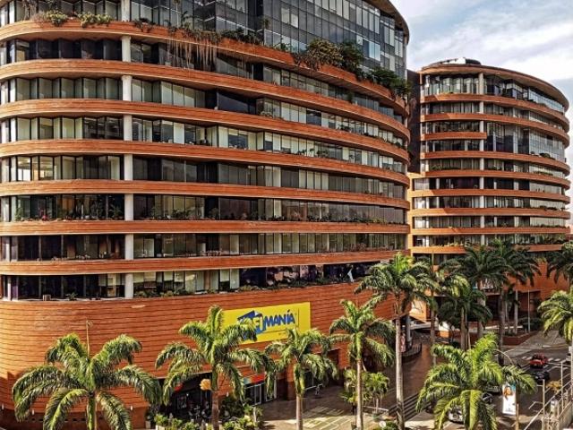 Excelente Oficina en alquiler C C San Ignacio La Castellana Caracas