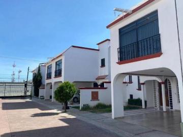 EXCELENTE OPORTUNIDAD CASA DE 3 RECAMARAS EN CARLOS ROBIROSA, 3 RECAMARAS, EQUIPADA
