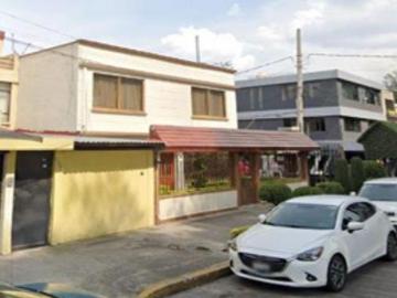 % EXCELENTE OPORTUNIDAD! casa en venta, muy por debajo del costo comercial! En Jardín Balbuena!
