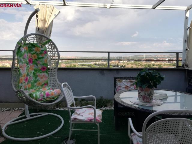 Excelente oportunidad ático a la venta en Lardero