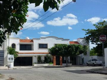 | Excelente oportunidad de departamento amueblado, en renta. |