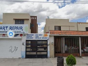 Excelente Oportunidad de Inversión Casa con Terreno Excedente y Local Comercial