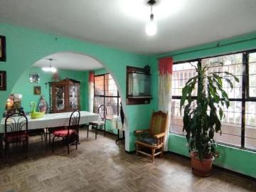 ¡Excelente Oportunidad!, Inmueble en Venta con Múltiples Viviendas Para Remodelar️