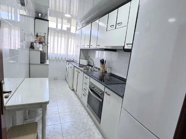 ¡Excelente oportunidad piso en Badalona!
