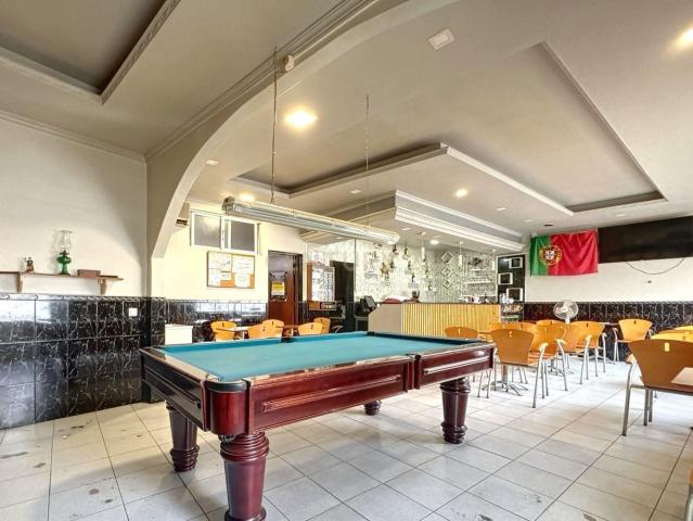 Excelente Oportunidade de Investimento: Trespasse de Café Snack/Bar em Vermoim, Maia