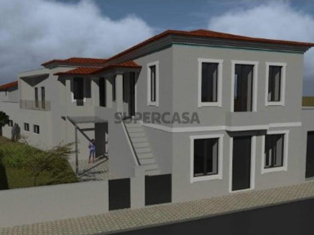 Excelente oportunidade de investimento! Casa para reforma em vila tranquila