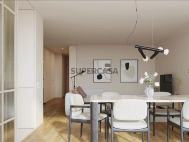 Excelente Oportunidade de Investimento: Loja Comercial em Matosinhos!