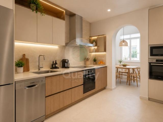 Excelente oportunidade de investimento ou para remodelar a casa dos seus sonhos!