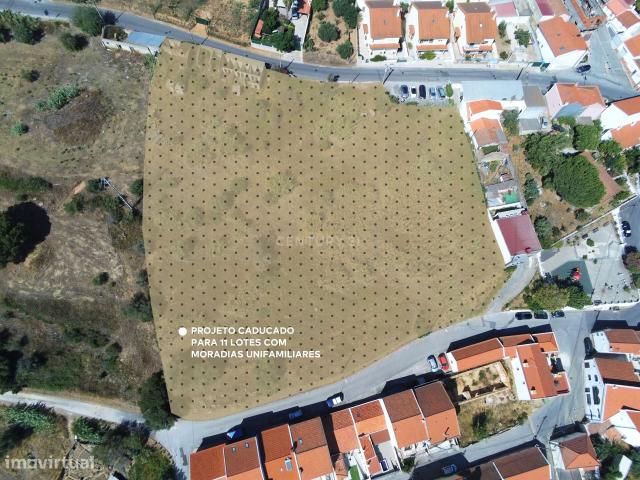 Excelente Oportunidade! Terreno Misto com Viabilidade de Construo
