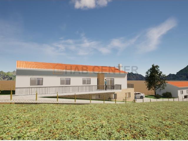 Excelente Lote com projeto para 2 moradias
