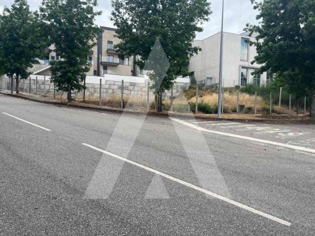 Excelente lote de terreno para construção de Moradia