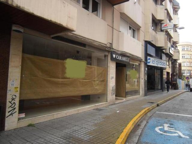 Excelente local centrico en Ponferrada de 230m