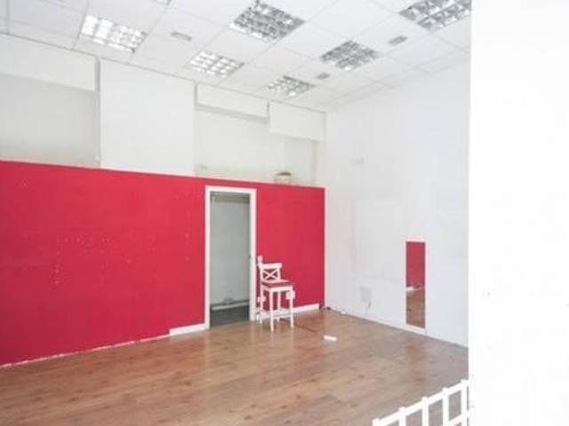 Excelente local instalado en Las Tablas en zona comercial