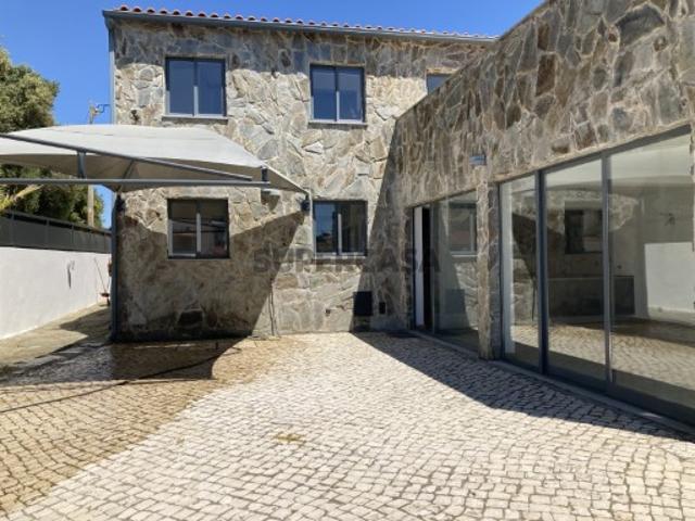 Excelente Moradia T3, Alcoitão, Alcabideche, totalmente remodelada