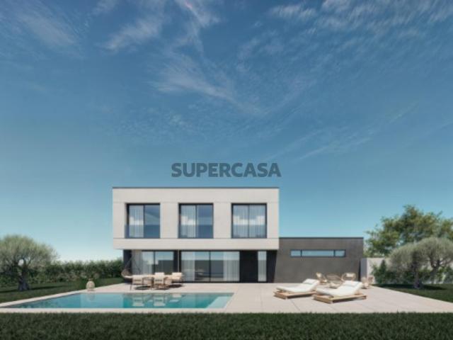 Excelente Moradia T3 c/ piscina a 500m da praia