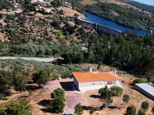 Excelente Moradia T3 com Vista Panorâmica sobre a Albufeira. 400m² Abrantes São Vicente, São João e Alferrarede
