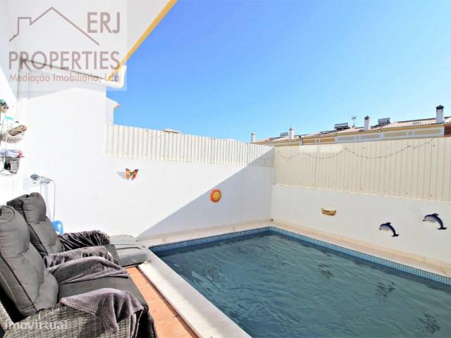 Excelente Moradia T2 + 2 com Piscina