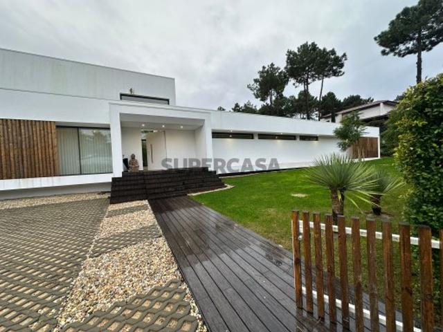 Excelente Moradia T5 na Herdade da Aroeira