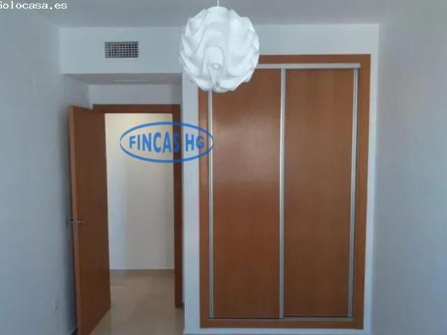 Excelente piso con piscina y garaje en Vistahermosa