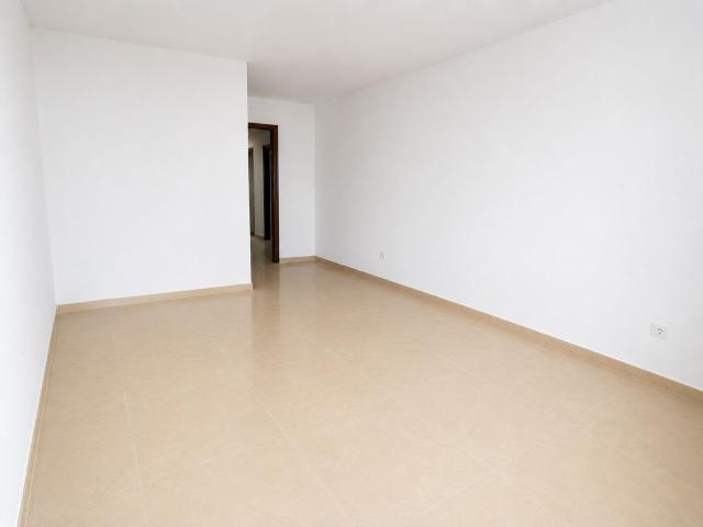 Excelente Piso de oportunidad en el centro de Santa Pola, a 1,2 Km de la playa