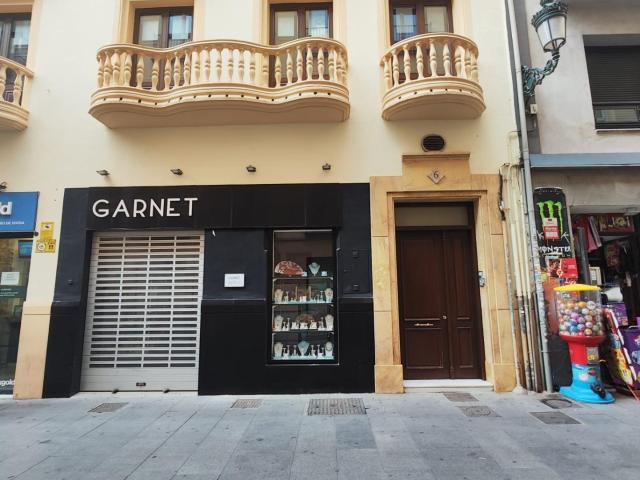 Excelente piso en Calle Puentezuelas