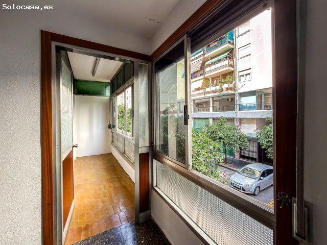 Excelente piso en Higinio Noja,13.La Creu del Grau, Valencia con ubicación inmejorable, garaje incl