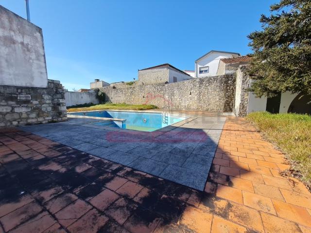 Excelente quinta, ideal para Alojamento Local, com 1240m2. Maiorca