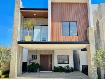 EXCELENTE RESIDENCIA A LA ENTRADA DE PACHUCA