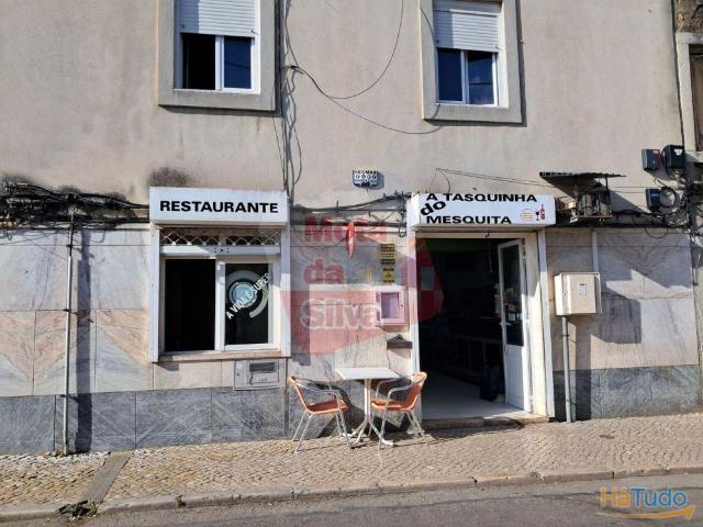 Excelente Restaurante Apartamento T1 na Cova da Piedade, Almada | 26064060221