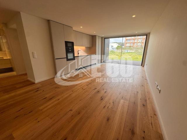 Excelente T1 + 1 São Felix Da Marinha Junto À Marginal 86m² Vila Nova De Gaia Santa Marinha
