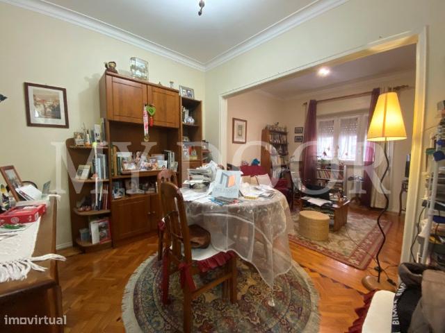 Excelente T1 c/ 62m2 em Moscavide Boas reas Varanda