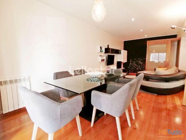 Excelente T2+1 Granja c/ Varanda e Box | 26053810208
