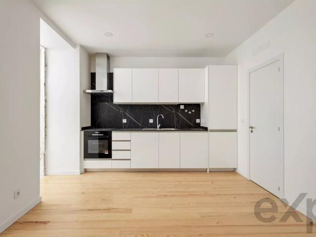 Excelente T2 Remodelado m² Anjos