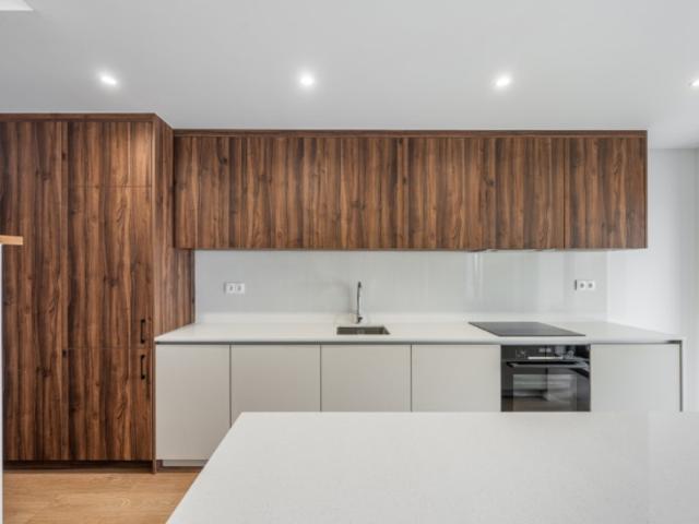 Excelente T3 Duplex Moderno e Equipado em Paranhos, Porto