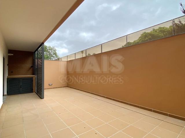 Excelente T3 na Quinta do Inquisidor com terrao e Box