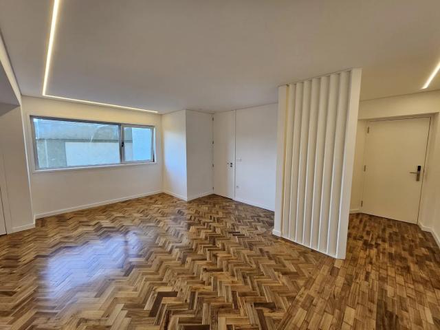 EXCELENTE T4, completamente renovado Centro da cidade do Porto