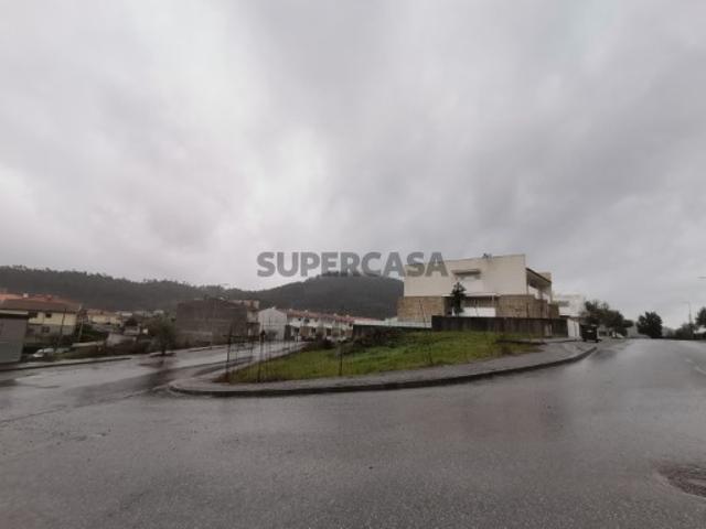 EXCELENTE TERRENO