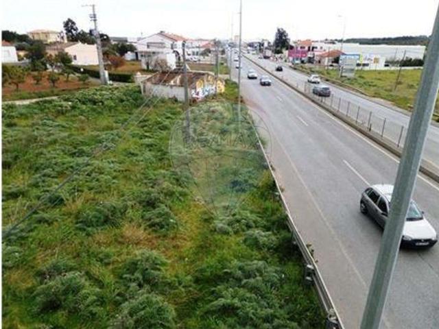Excelente terreno com 1799 m2 e ruina na En 125. Com possibi. 1900m² Almancil
