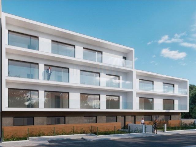 Excelente Terreno com Projeto para Dois Prdios na Parede