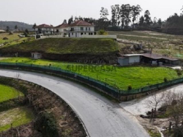 Excelente terreno de construção para venda sito na freguesia de Sendim, concelho de Felgueiras