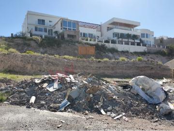 Excelente terreno en venta en cumbres de san francisco con vista a la ciudad