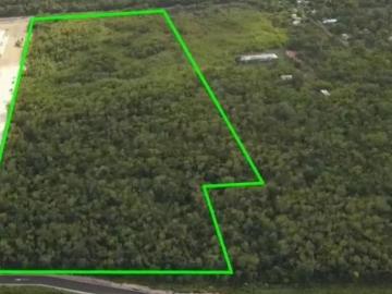Excelente Terrenos sobre la Carretera Mérida Cancún