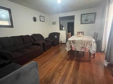 Excelente ubicación, 2 casas/4d+2b+3e 1604 | Dormitorios por 175000. 00 en Quinta Normal