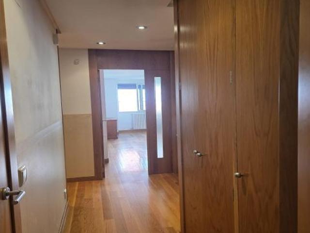 EXCELENTE VIVIENDA AVENIDA DEL CID VADILLOS